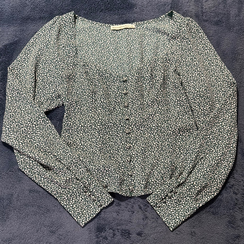 Abercrombie & Fitch Floral Green Blouse. Size S. Preloved